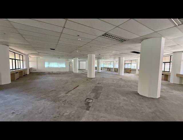 1,439M² OFFICE TO LET IN DURBAN CENTRAL